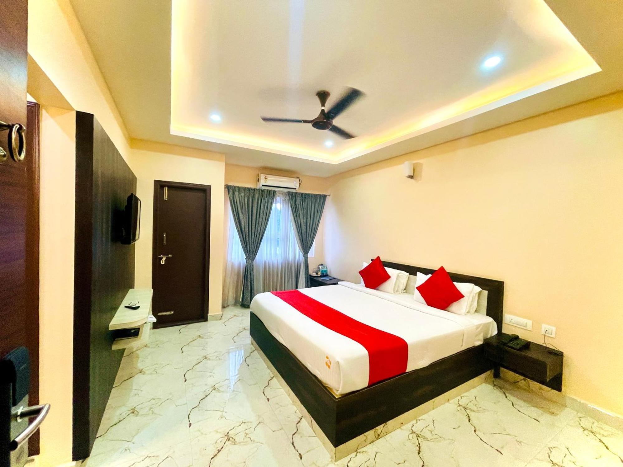 Aura By Agira Hotels Yelahanka Exterior photo