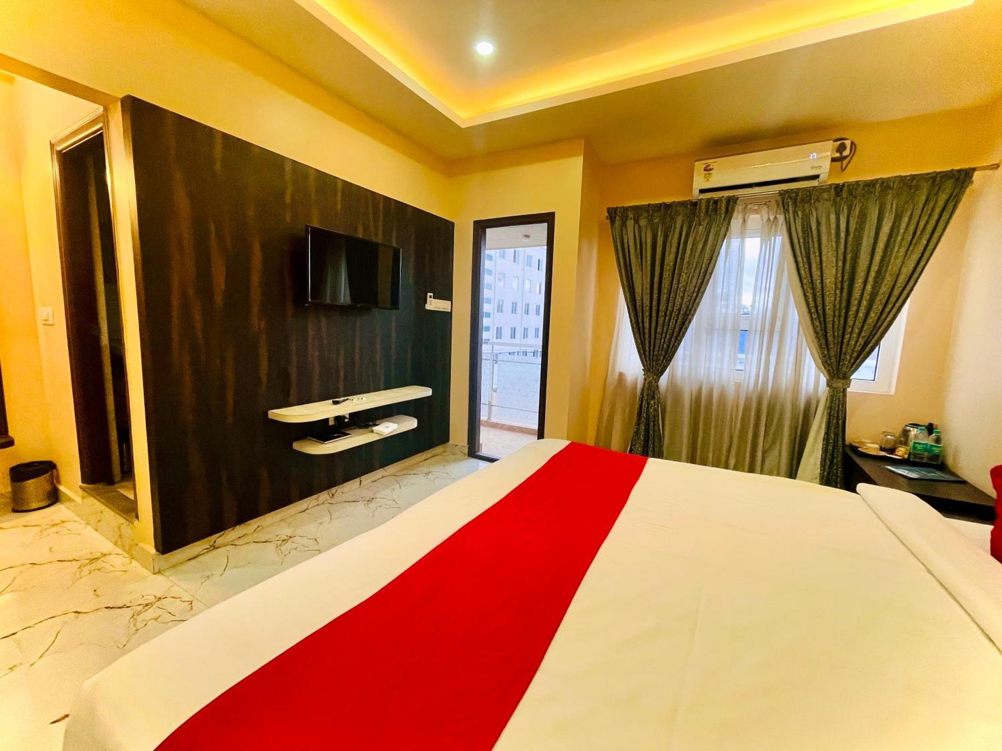 Aura By Agira Hotels Yelahanka Exterior photo